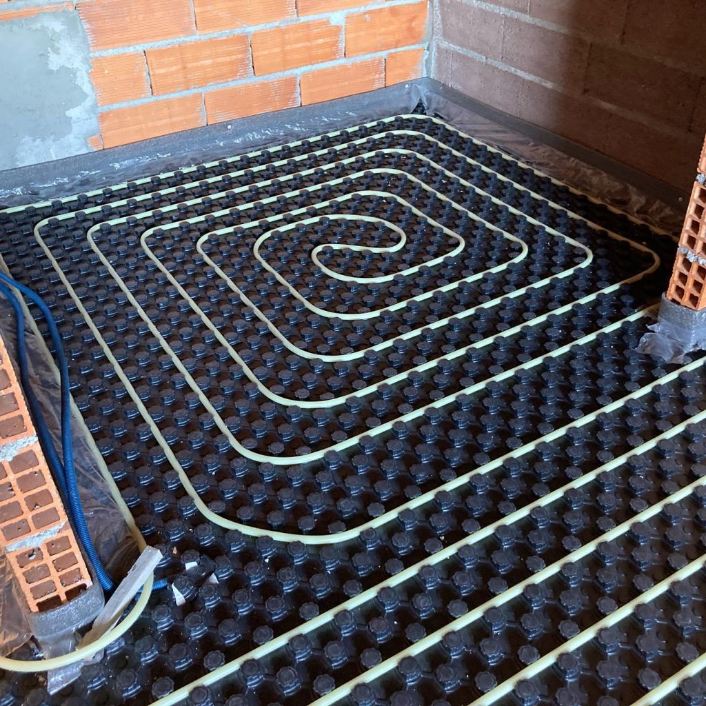 Execução piso radiante