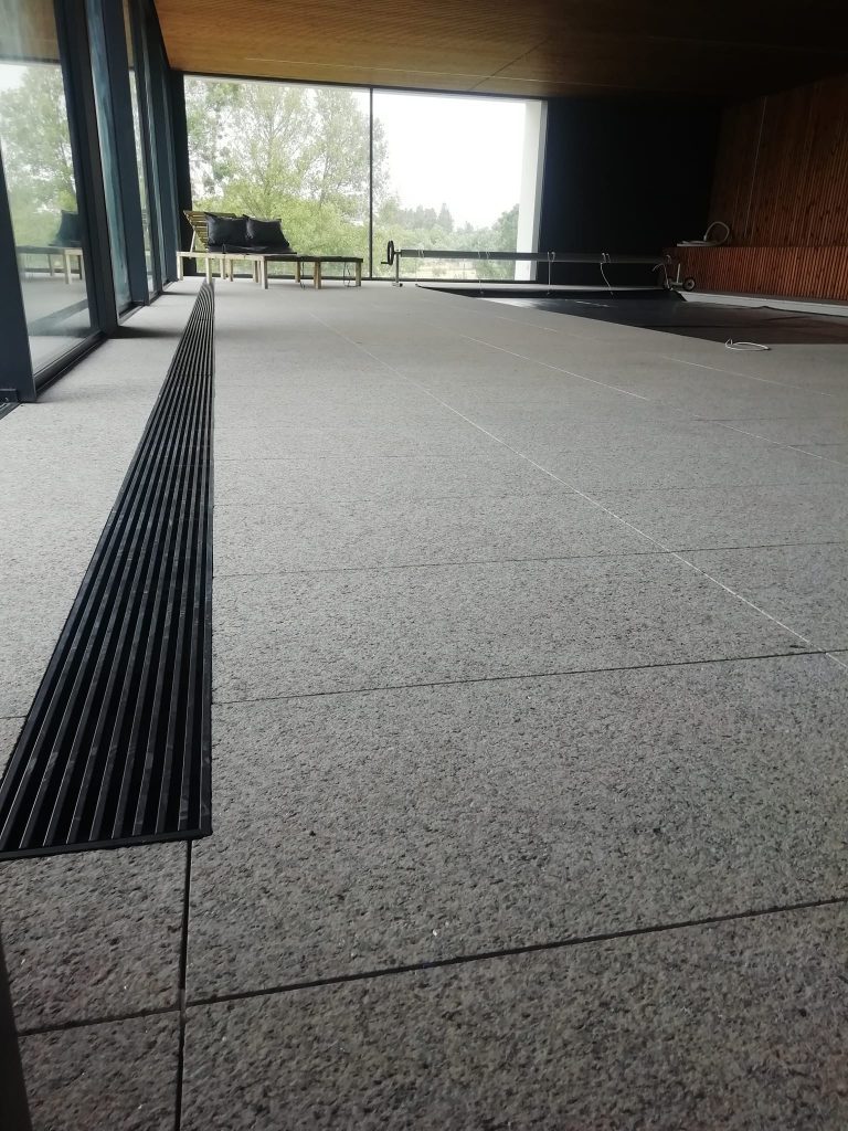 Projecto e instalação de Unidade Desumidificadora e  Bomba de Calor